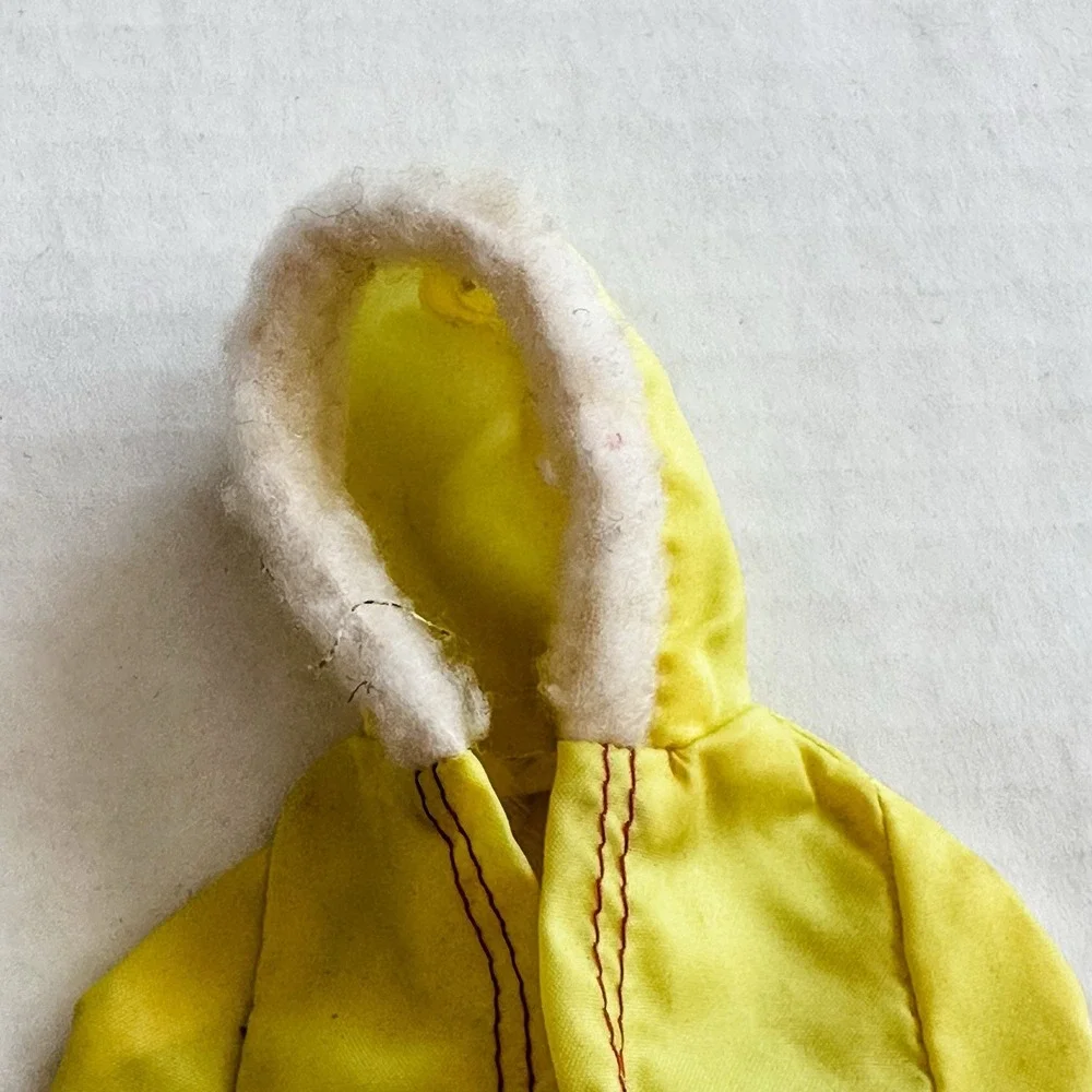 1974 Sun Valley Barbie Doll‎ Yellow Jacket Only #7806